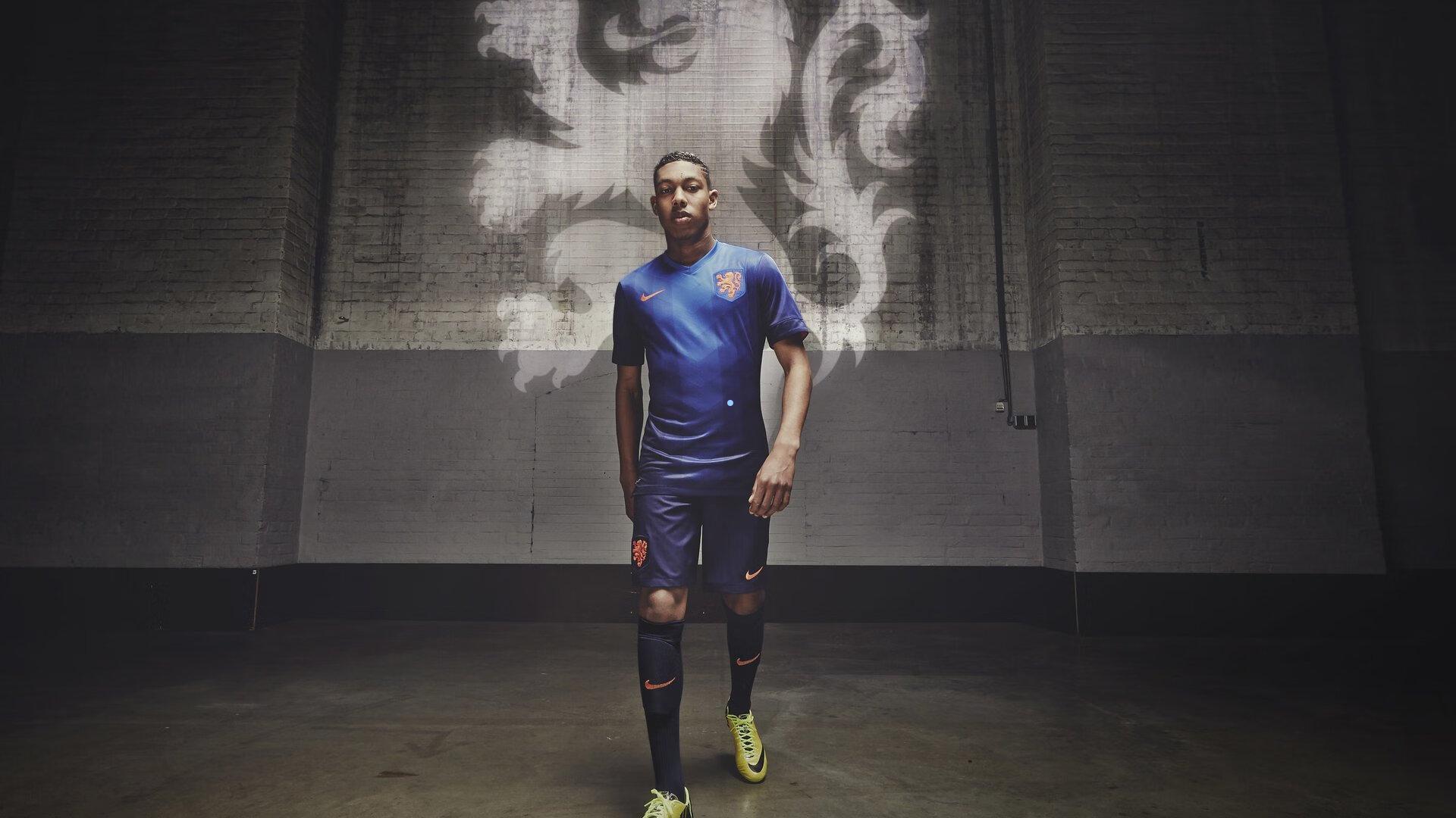 亚伯拉罕重返英超赛场，同意离开贝西克塔斯，加盟阿斯顿维拉