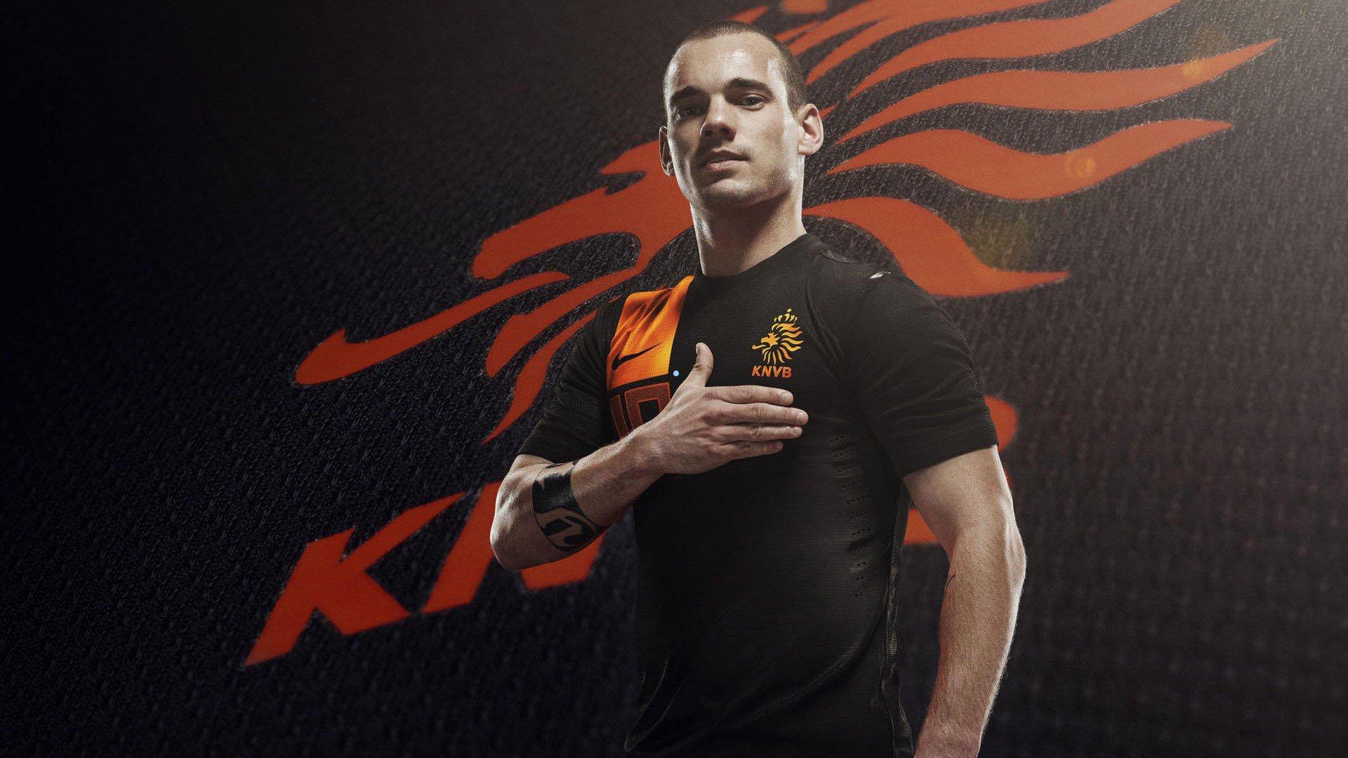  赛事分析|贝尔纳特专访，梅西堪称足球史最佳球员，恩里克为巴黎圣日耳曼注入战术平衡